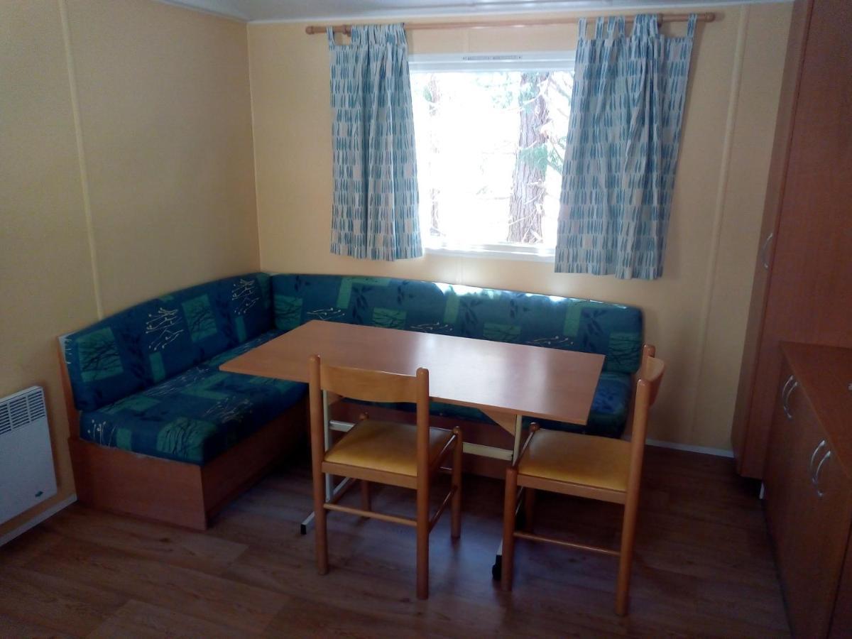 Camping Le Vialaret Nant Ngoại thất bức ảnh