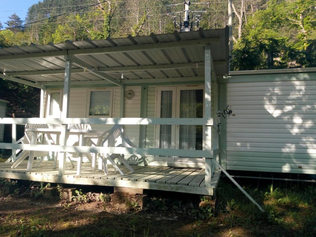 Camping Le Vialaret Nant Ngoại thất bức ảnh